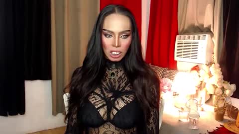 Snapshot of mikeyalawi03 chatting on 11/18/25, 02:50 Mistress MikeyAlawi online show from 11/18/25, 02:50