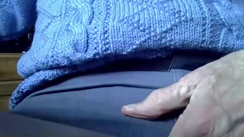 Snapshot of mikeybed chatting on 01/11/26, 01:05 mikeybed online show from 01/11/26, 01:05