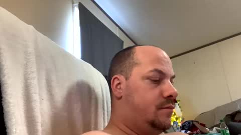 Snapshot of mikeylikesit2222 chatting on 12/07/24, 08:38 mikeylikesit2222 online show from 12/07/24, 08:38