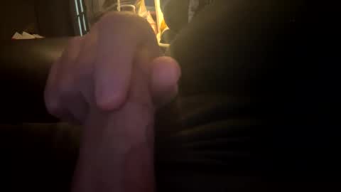 Snapshot of mikeylikesit2222 chatting on 12/29/24, 01:56 mikeylikesit2222 online show from 12/29/24, 01:56