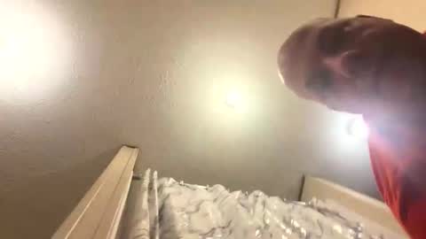 Snapshot of mikeylikesit2222 chatting on 11/16/25, 02:00 mikeylikesit2222 online show from 11/16/25, 02:00