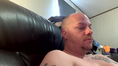 mikeylikesit2222 online show from 12/02/25, 04:57