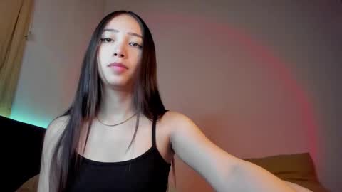 Snapshot of mikeyvioleta chatting on 03/06/25, 08:16 VIOLETAMIKE online show from 03/06/25, 08:16