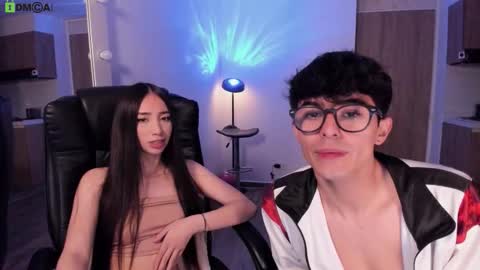 Snapshot of mikeyvioleta chatting on 02/22/26, 10:03 VIOLETAMIKE online show from 02/22/26, 10:03