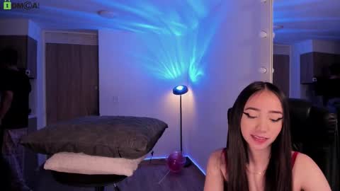 Snapshot of mikeyvioleta chatting on 03/01/26, 09:00 VIOLETAMIKE online show from 03/01/26, 09:00