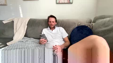 Snapshot of mikeywhite123 chatting on 03/03/26, 10:04 mikeywhite123 online show from 03/03/26, 10:04