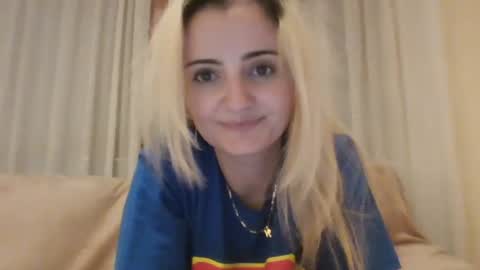 miki234809581 online show from 11/02/25, 08:11