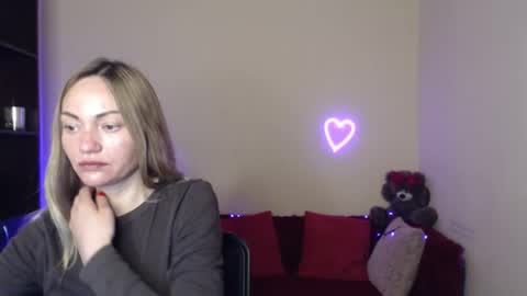 Snapshot of mikkey_mouse8 chatting on 05/13/26, 05:49 Adalina online show from 05/13/26, 05:49