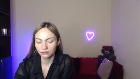 Snapshot of mikkey_mouse8 chatting on 05/15/26, 05:36 Adalina online show from 05/15/26, 05:36