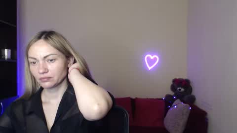 Snapshot of mikkey_mouse8 chatting on 05/20/26, 05:46 Adalina online show from 05/20/26, 05:46