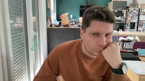 Snapshot of miklp8463 chatting on 02/03/26, 08:41 miklp8463 online show from 02/03/26, 08:41