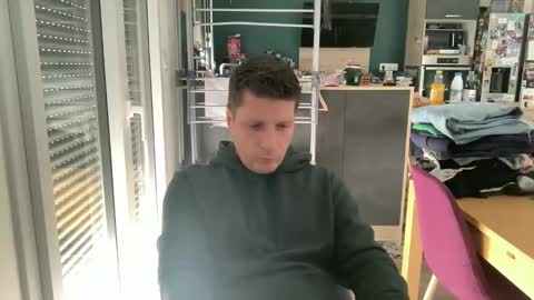 Snapshot of miklp8463 chatting on 03/13/26, 08:21 miklp8463 online show from 03/13/26, 08:21