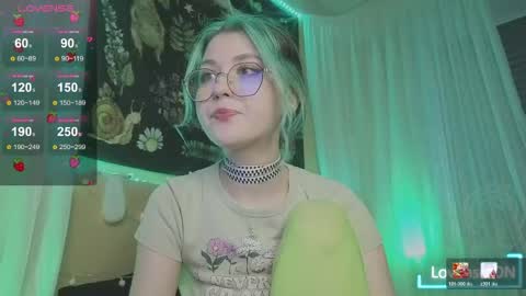 Snapshot of miko_meow chatting on 03/18/26, 03:37 Miko online show from 03/18/26, 03:37