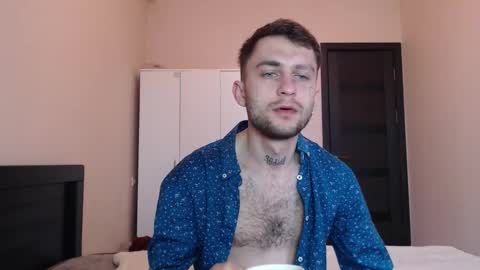 Snapshot of mikw63 chatting on 03/26/26, 06:30 Sin online show from 03/26/26, 06:30