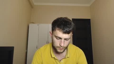 Snapshot of mikw63 chatting on 04/02/26, 05:10 Sin online show from 04/02/26, 05:10