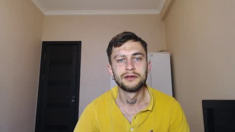 Snapshot of mikw63 chatting on 04/04/26, 05:16 Sin online show from 04/04/26, 05:16