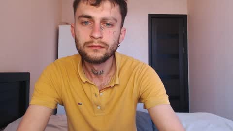 Snapshot of mikw63 chatting on 04/06/26, 04:57 Sin online show from 04/06/26, 04:57