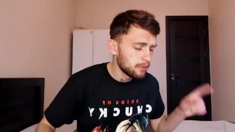 Snapshot of mikw63 chatting on 04/11/26, 04:50 Sin online show from 04/11/26, 04:50