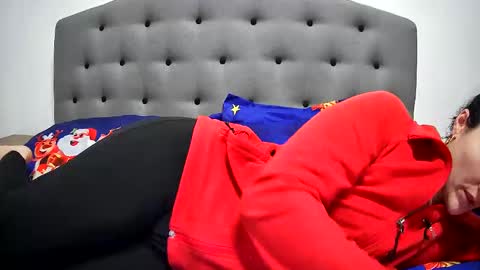 Mikyloveu online show from 12/29/24, 06:38