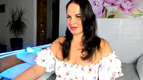 Snapshot of mila_2025 chatting on 07/12/26, 05:59 MILA online show from 07/12/26, 05:59