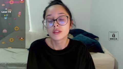 Snapshot of mila_2315 chatting on 07/17/26, 09:41 Mila and albert online show from 07/17/26, 09:41
