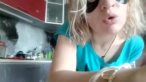 Snapshot of mila_420 chatting on 09/19/25, 07:43 Mila 420 online show from 09/19/25, 07:43