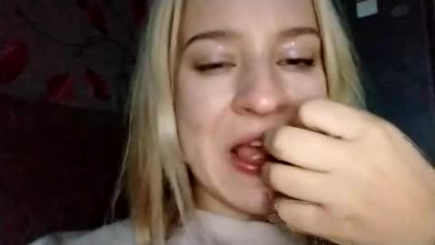 Snapshot of mila_420 chatting on 11/06/25, 03:51 Mila 420 online show from 11/06/25, 03:51