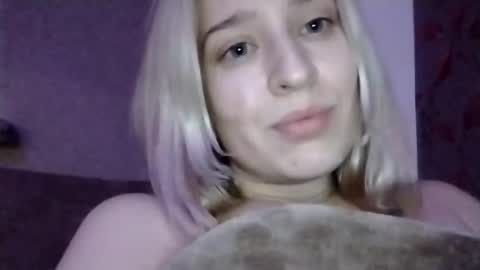 Snapshot of mila_420 chatting on 11/28/25, 09:06 Mila 420 online show from 11/28/25, 09:06