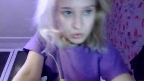 Snapshot of mila_420 chatting on 12/05/25, 07:10 Mila 420 online show from 12/05/25, 07:10