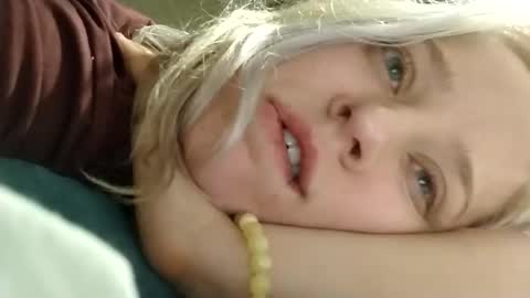Mila 420 online show from 04/21/26, 12:01