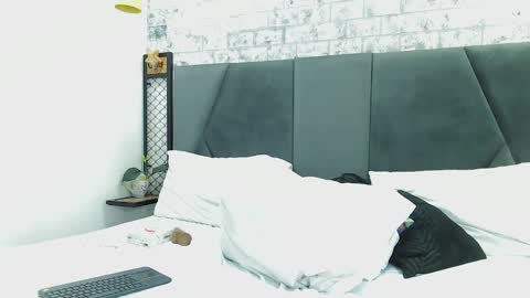 mila_adamss online show from 03/12/25, 01:51