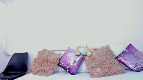 mila_adamss online show from 03/04/26, 11:27