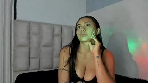 Snapshot of mila_bigboobs chatting on 04/08/26, 10:04 mila online show from 04/08/26, 10:04