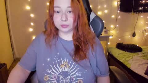 Snapshot of mila_foxxxy chatting on 02/08/25, 08:32 Mila shy sensual person online show from 02/08/25, 08:32