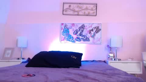 Snapshot of mila_gh1 chatting on 12/07/24, 04:58 Mila online show from 12/07/24, 04:58