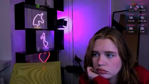 mila_glow online show from 11/08/25, 07:12