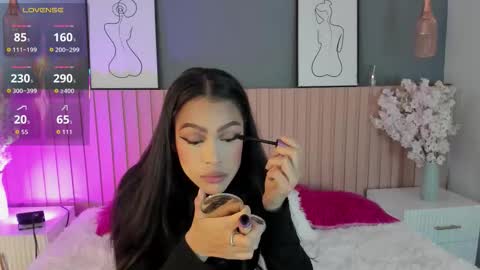 mila_hank online show from 02/17/26, 12:12