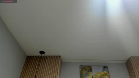 mila_hank online show from 04/17/26, 12:19