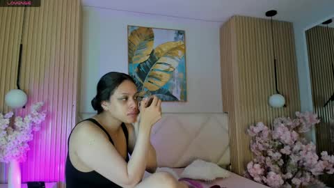 mila_hank online show from 05/28/26, 12:35
