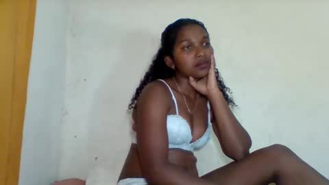 Snapshot of mila_lunah chatting on 03/26/26, 06:57 mila_lunah online show from 03/26/26, 06:57