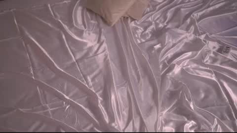 Snapshot of mila_may_ chatting on 03/01/25, 10:24 mila may online show from 03/01/25, 10:24