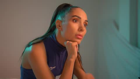 Snapshot of mila_may_ chatting on 09/26/25, 10:47 mila may online show from 09/26/25, 10:47