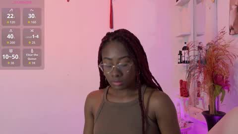 Snapshot of mila_n_max chatting on 11/29/25, 12:08 Mila Max online show from 11/29/25, 12:08