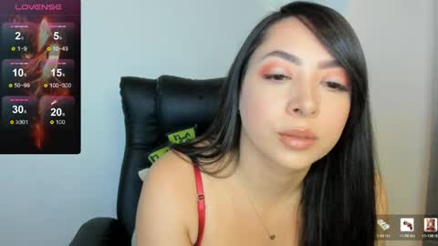 Snapshot of mila_paramo chatting on 03/31/26, 06:41 Camila online show from 03/31/26, 06:41