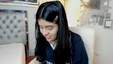 mila_quin online show from 06/01/26, 07:48