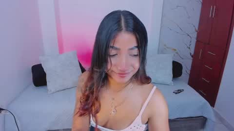 Snapshot of mila_rose1 chatting on 04/10/26, 02:06 martina online show from 04/10/26, 02:06