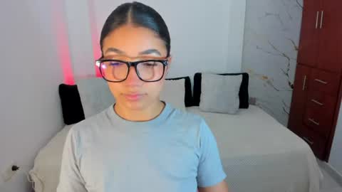 Snapshot of mila_rose1 chatting on 06/16/26, 03:31 martina online show from 06/16/26, 03:31