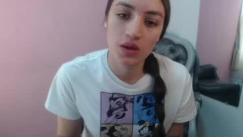 Snapshot of mila_sexy69 chatting on 06/01/26, 02:52 mila_sexy69 online show from 06/01/26, 02:52