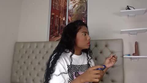 sophia online show from 11/07/25, 02:06