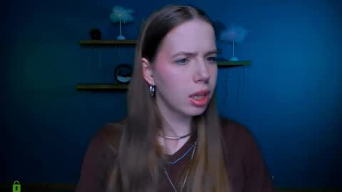 mila_sun__ online show from 02/10/26, 08:40